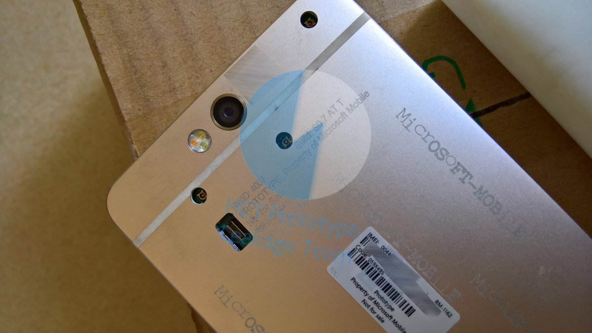 Lumia 960 back