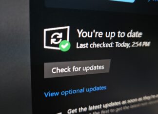 Windows 10 updates with new features